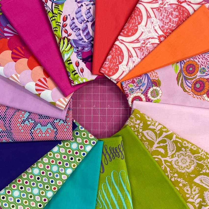 EXCLUSIVE LJF Tula Pink Parisville Perfection Curated 16 Fat Quarter Bundle