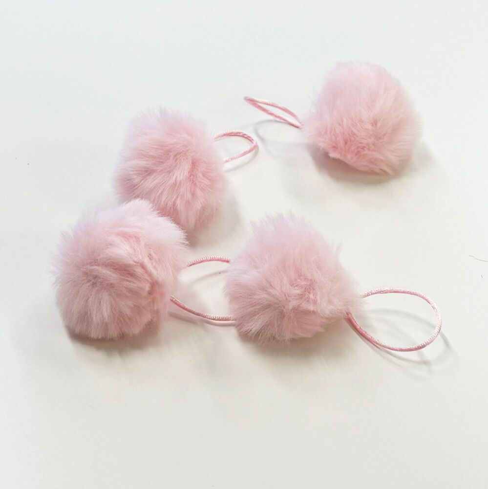 Sew Lovely Jubbly Furry Balls - Pale Pink Faux Fur Pom Pom Zipper Charm - Pack of 4