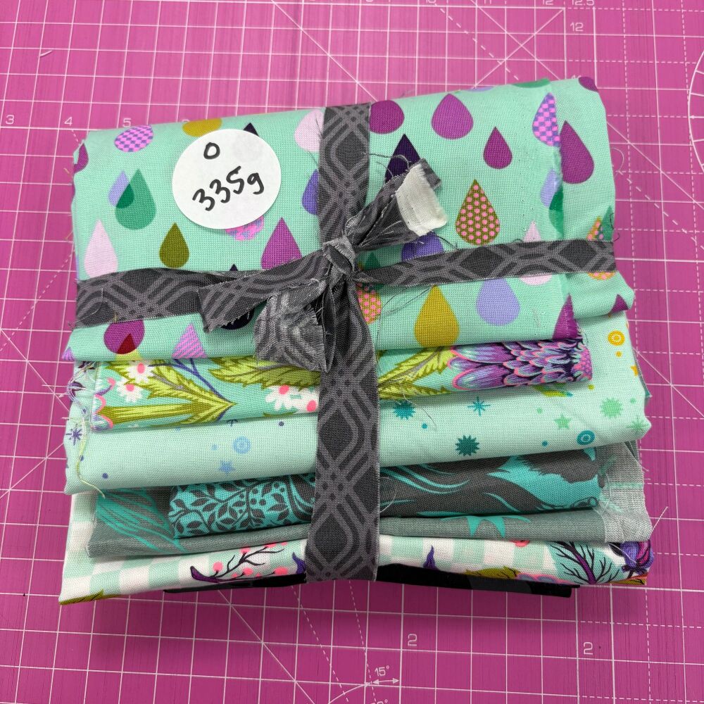 Tula Pink Scrap Pack 0 335g Stash Starter - Turquoise
