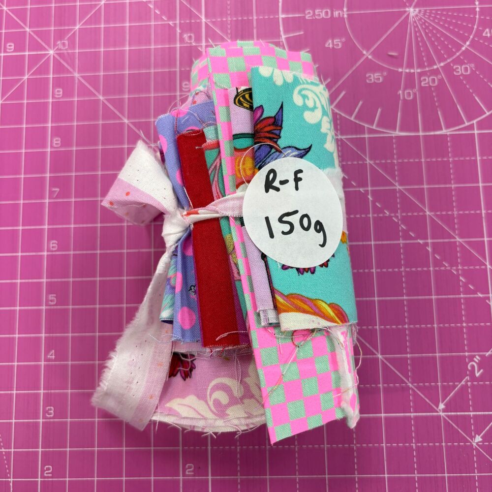 Tula Pink Scrap Strip Roll F 150g Stash Starter - Rainbow