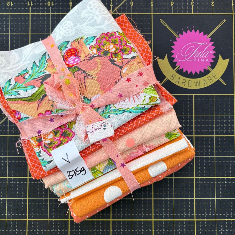 Tula Pink Scrap Pack V 375g Stash Starter - ORANGE