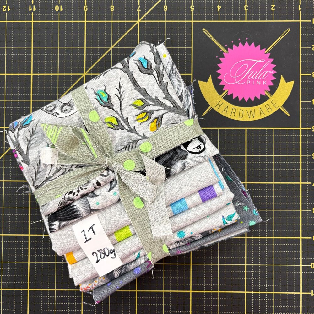 Tula Pink Scrap Strip Roll 1T 280g Stash Starter - GRAYWORK