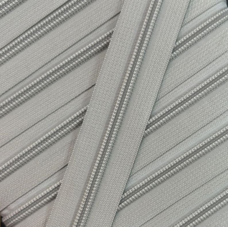 Sew Lovely Jubbly #5 Nylon Coil Zipper - Putty Grey - 2 Metres Continuous Length Handbag Zip