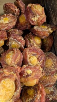 Duck wrapped egg yolk x 1