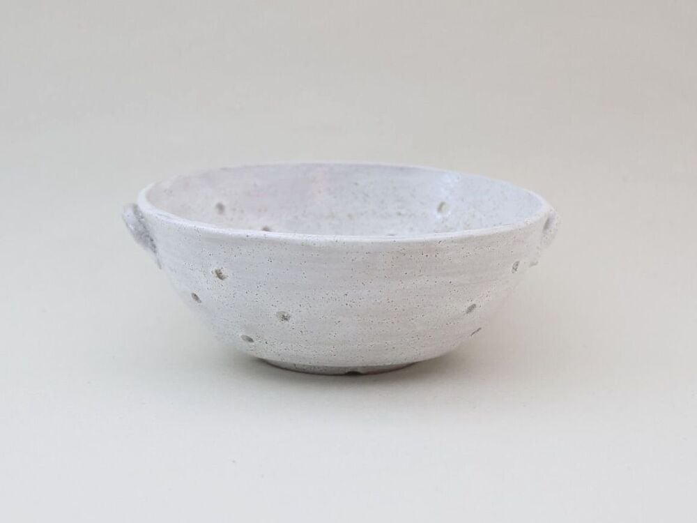 Stoneware Berry Bowl in white speckle glaze - medium