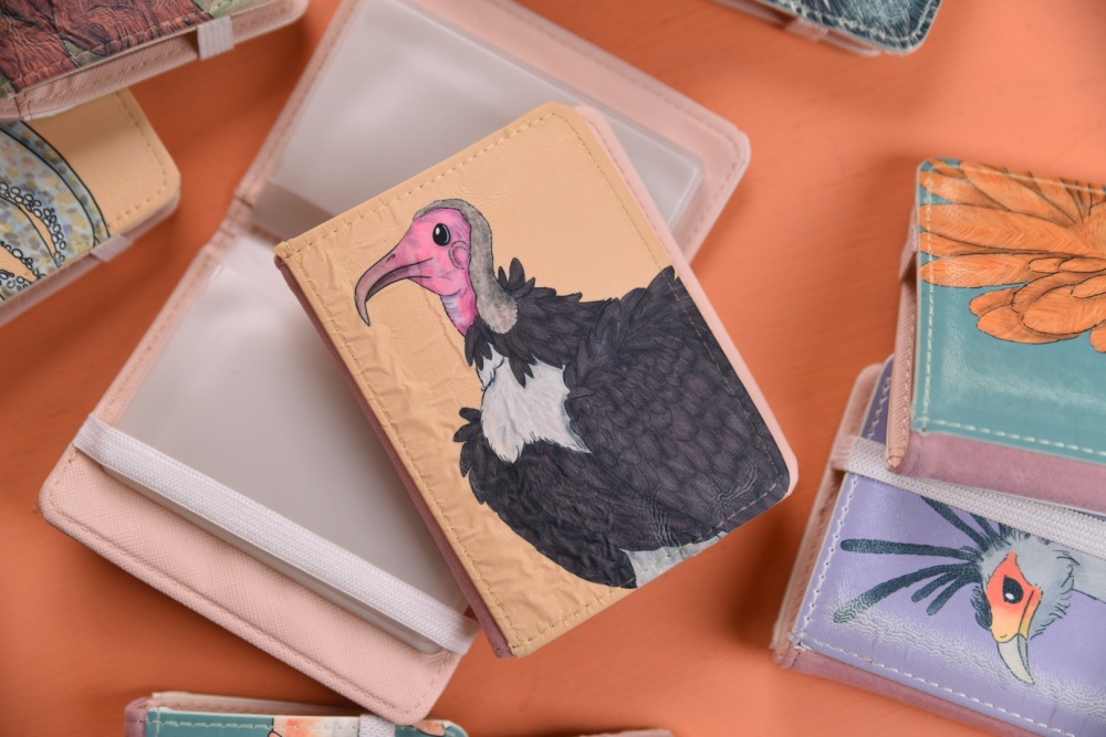 Hooded Vulture Card Case