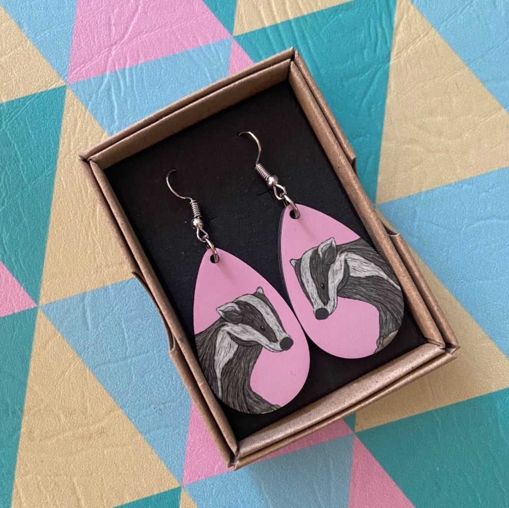 Badger Earrings - Pink