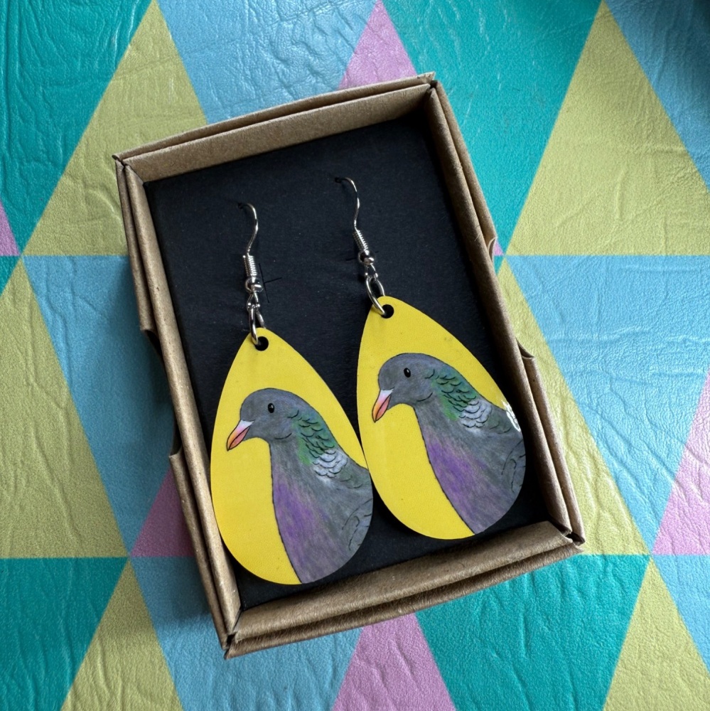 Pigeon Earrings - Yellow