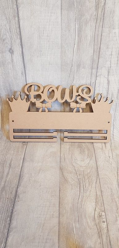 'Crown design' Bow Holder