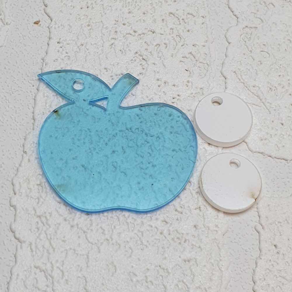 Apple keyring with 3 mini circles (clear)