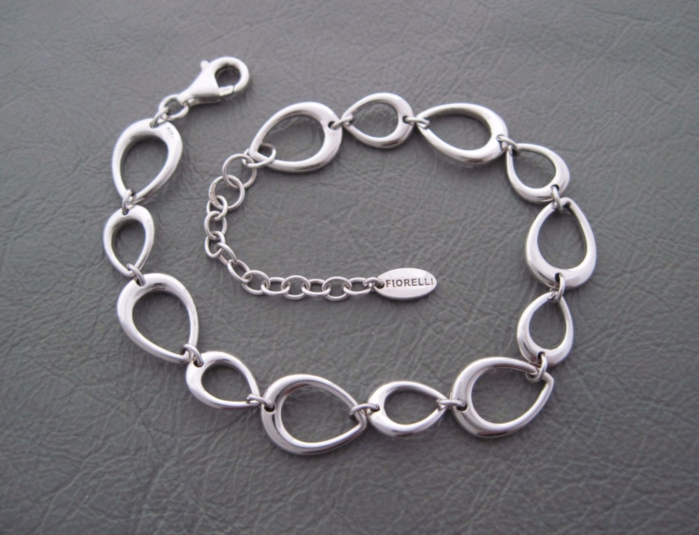 Sterling silver teardrop bracelet by FIORELLI
