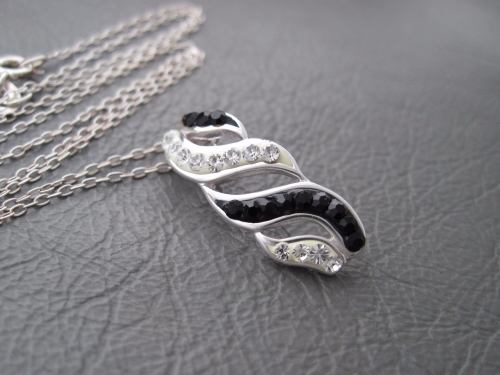 Sterling silver necklace with black & clear stoned pendant