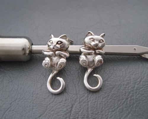 Sterling silver 3d / articulated cat earrings!