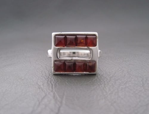 Unusual sterling silver & amber ring