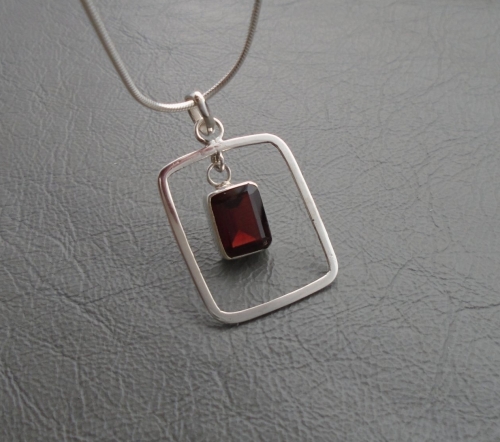 Sterling silver & garnet necklace