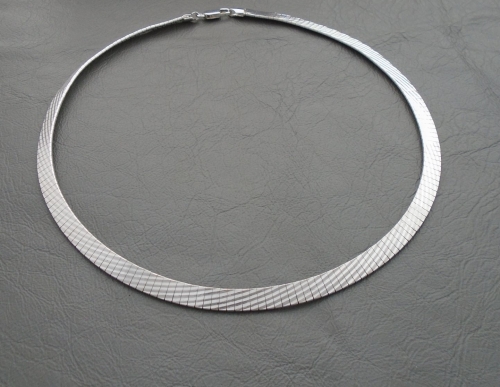 Sterling silver herringbone collar necklace