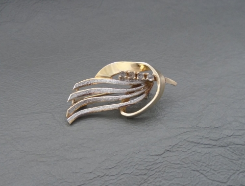 Fancy Italian gilt sterling silver brooch with stones