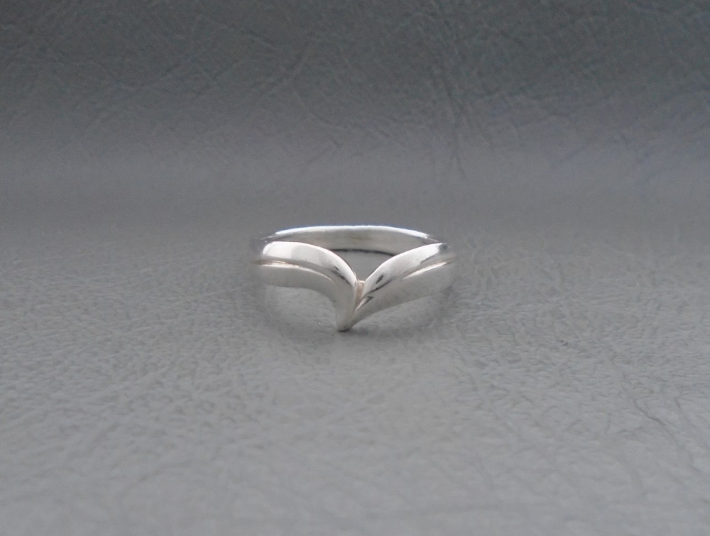 Sterling silver asymmetric wishbone ring
