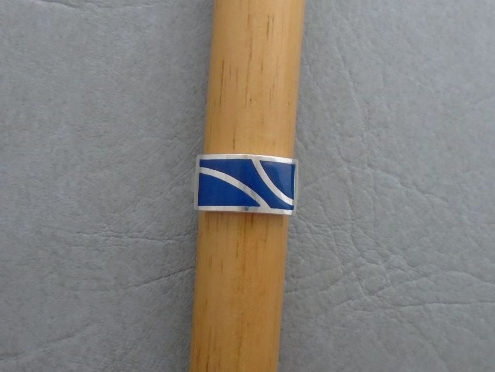Unusual sterling silver & navy blue enamel panel ring
