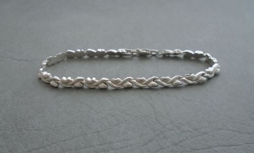 Sterling silver puffy tulip / floral bracelet