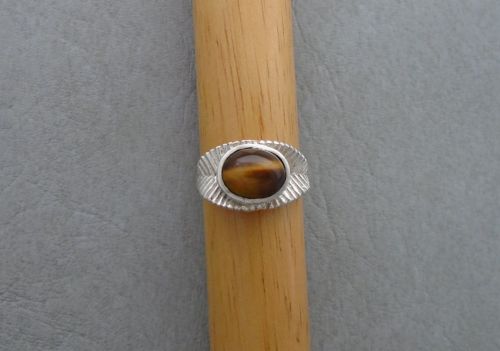 Vintage sterling silver & tiger's eye ring