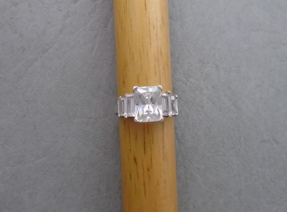 Sterling silver ring with 5 stepped rectangular stones