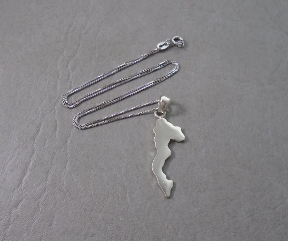 Italian sterling silver ITALY map necklace