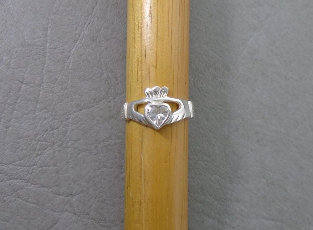 Sterling silver & clear stone heart claddagh ring