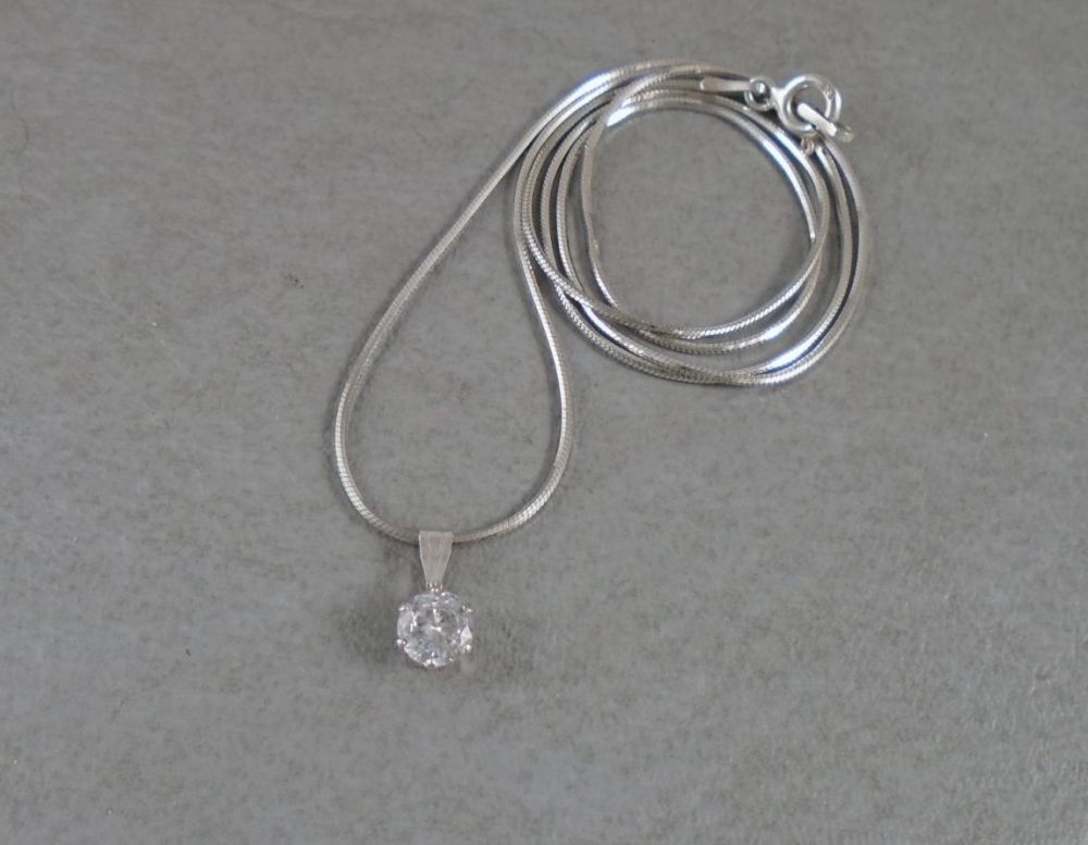 Sterling silver solitaire necklace with an octagonal chain