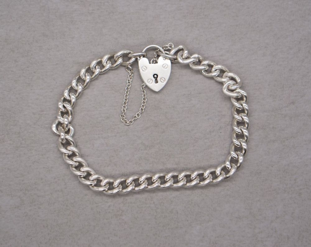 Vintage sterling silver charm bracelet with heart padlock clasp & safety ch