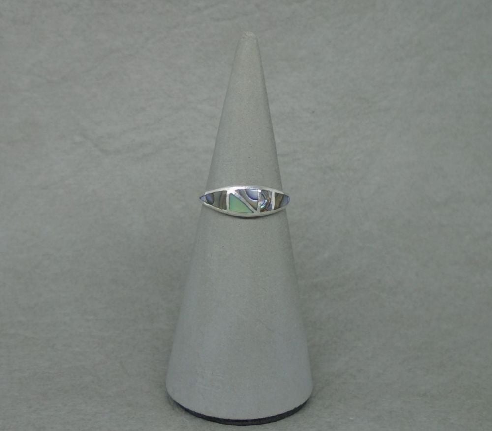 Slim graduated sterling silver ring with abalone inlay