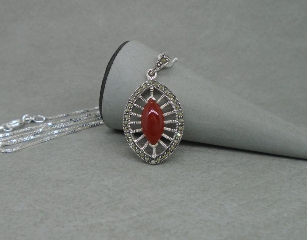 Elegant sterling silver, carnelian & marcasite necklace