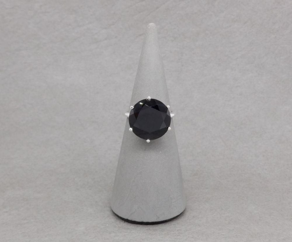 Proud set sterling silver & black spinel solitaire ring