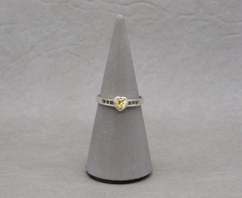 Sterling silver & yellow stone heart ring