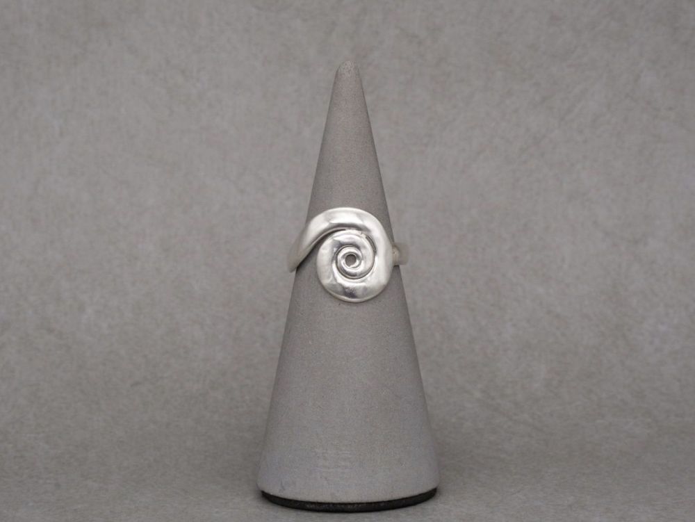 Handmade sterling silver swirl ring