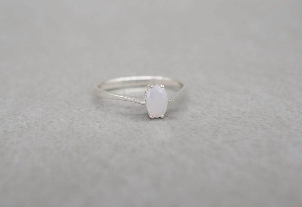 Dainty sterling silver & white stone solitaire ring
