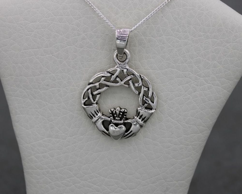 Sterling silver celtic claddagh necklace