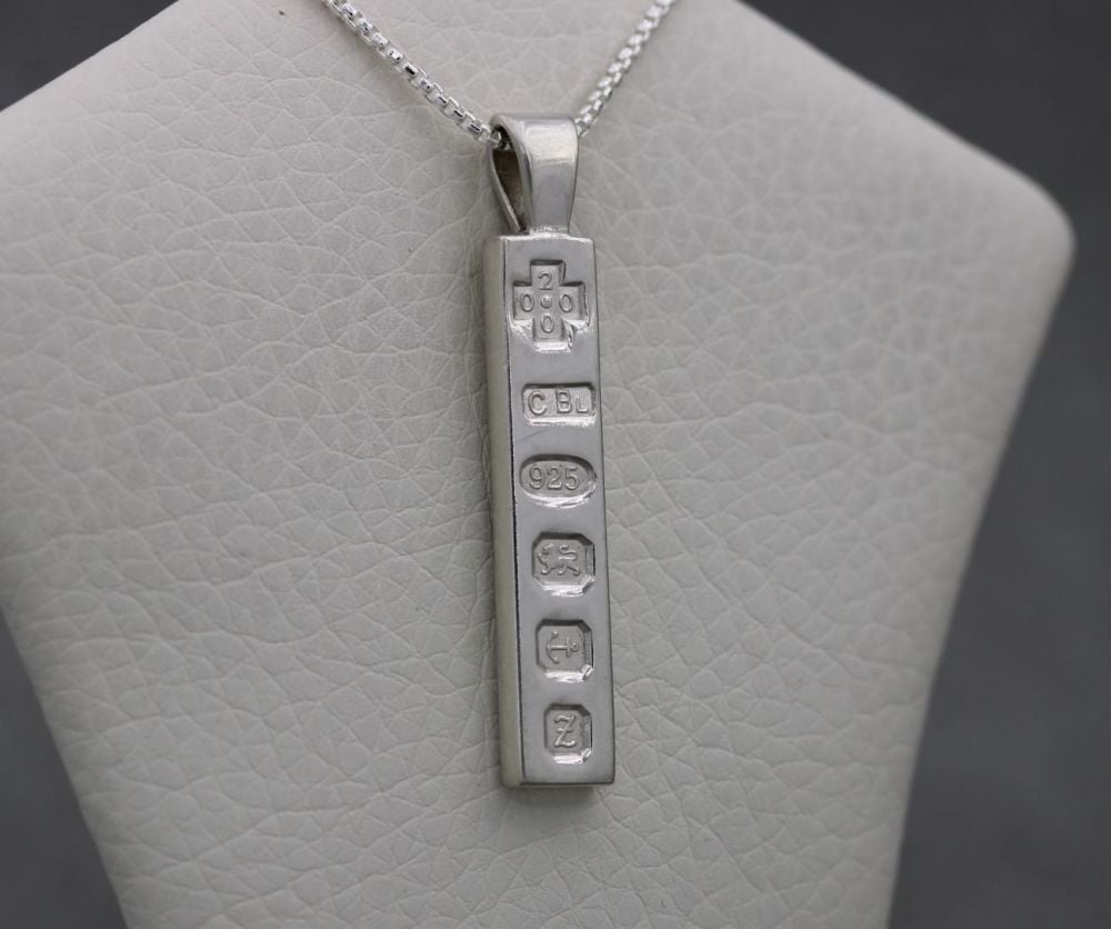 Solid sterling silver ingot & rounded box chain