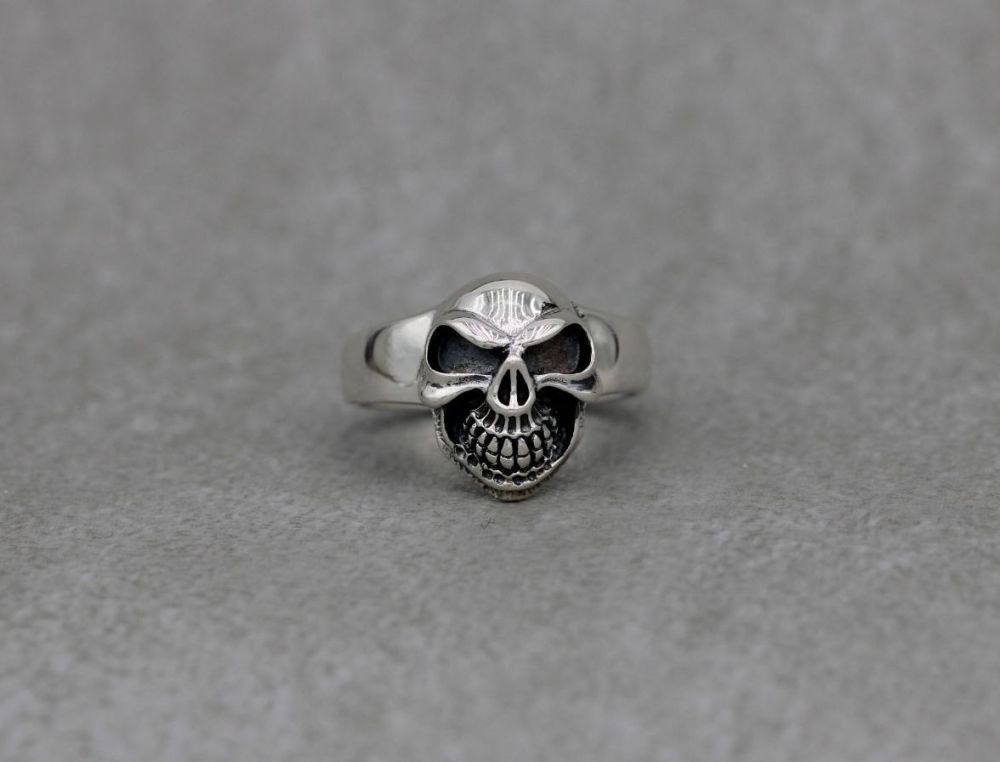 Sterling silver skull face ring (M)