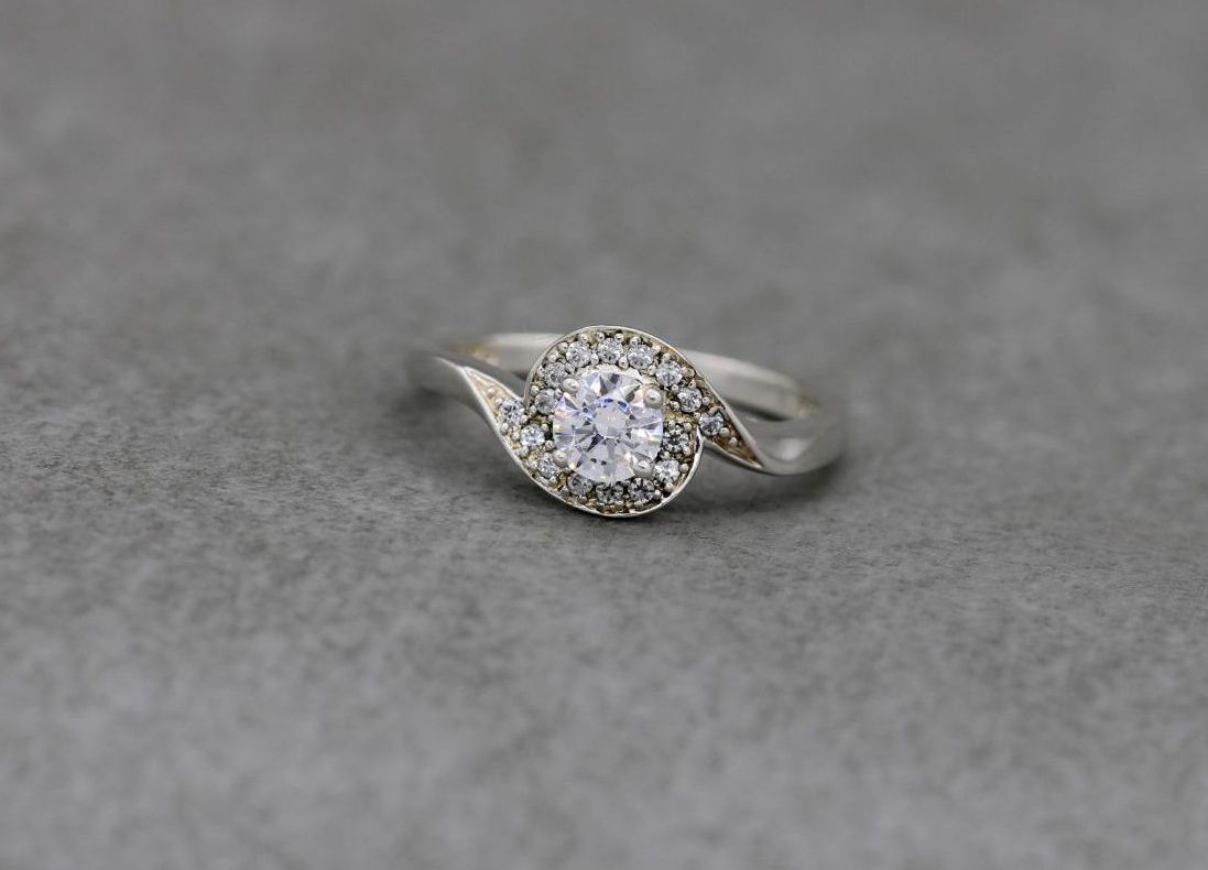 Fancy sterling silver & clear stone ring