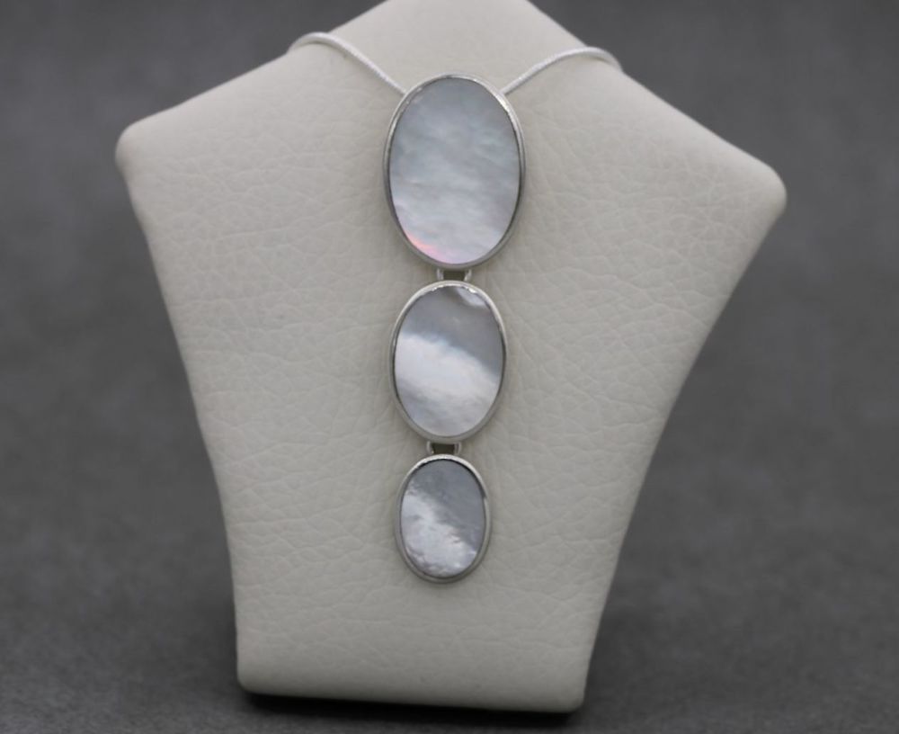 Sterling silver & mother of pearl trio necklace