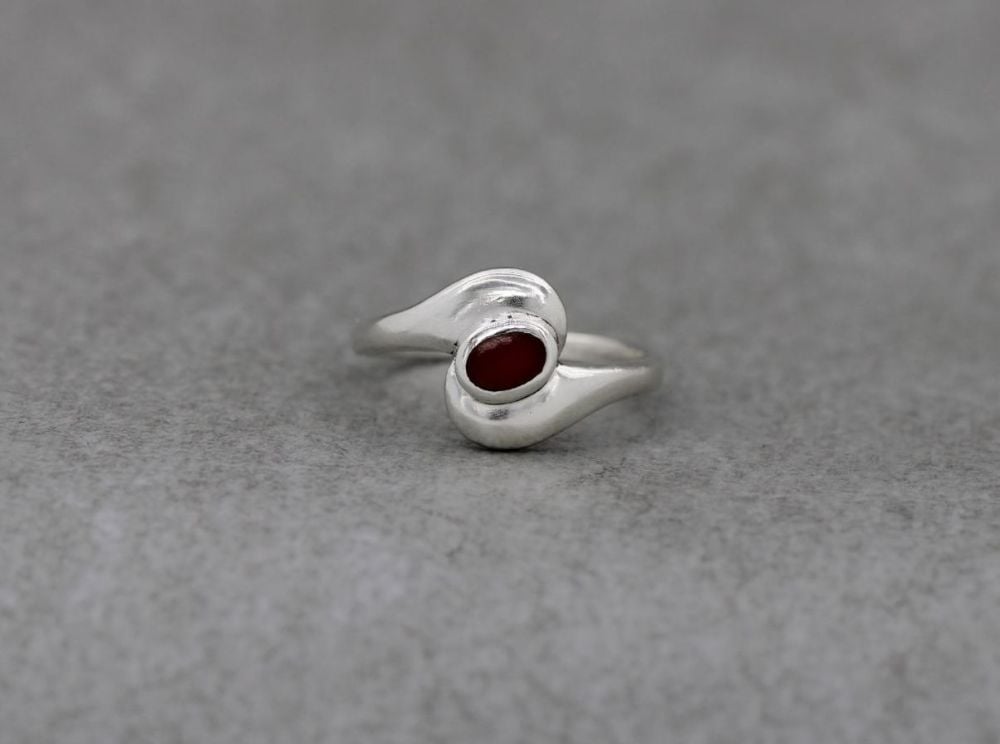 Sterling silver & carnelian bypass ring