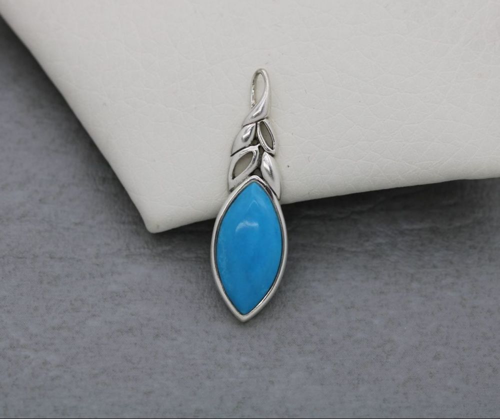 Sterling silver & blue howlite pendant