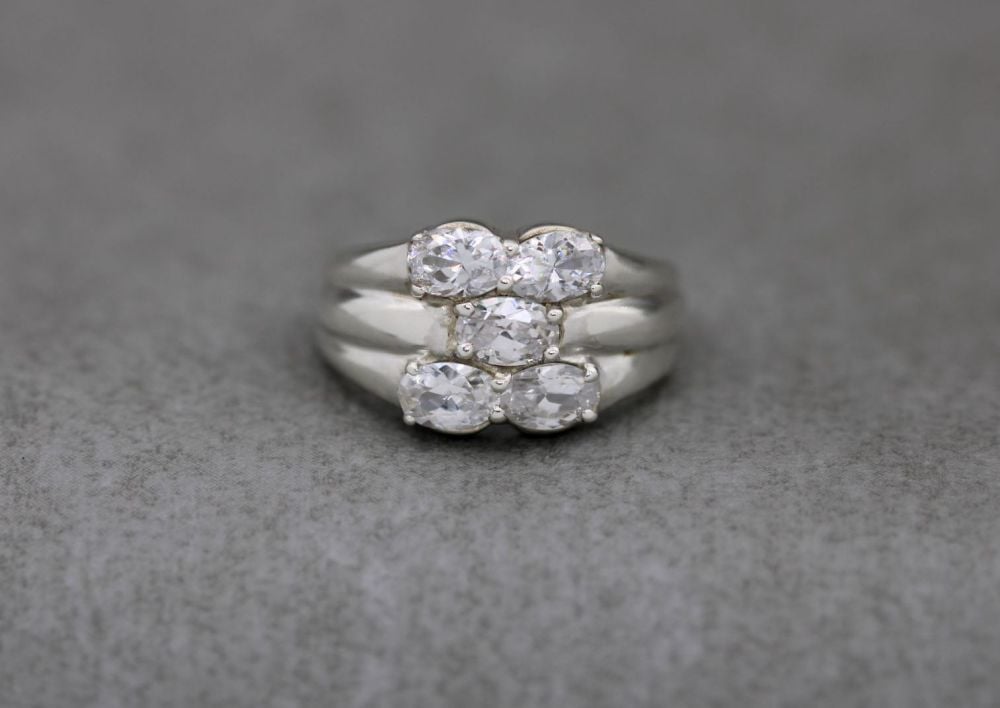 Sterling silver & clear oval stone ring