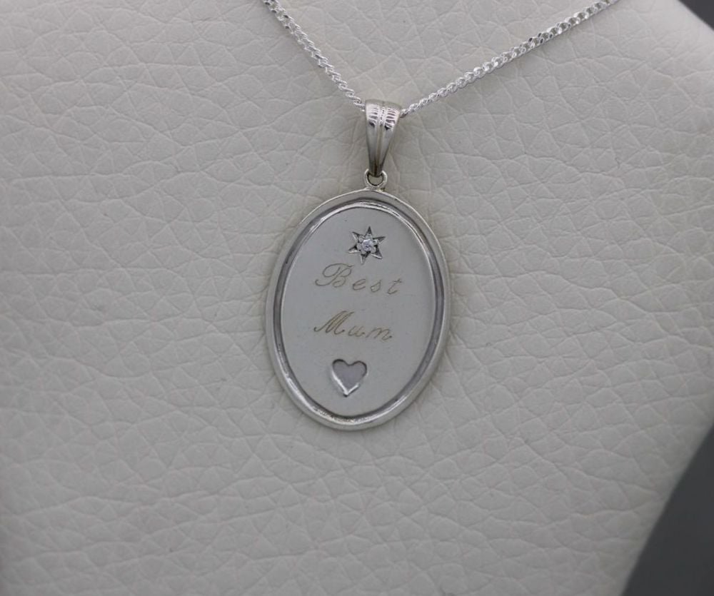 Sterling silver double-sided 'Best mum' & sentiment necklace