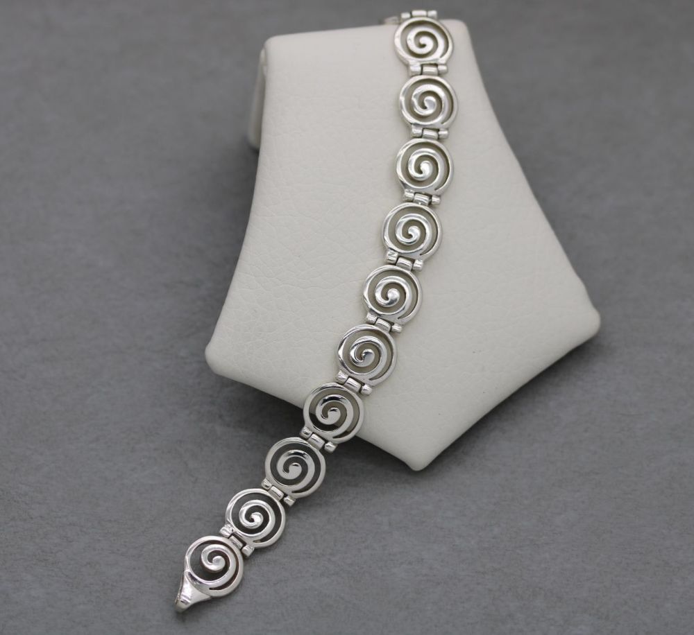 Sterling silver swirls bracelet