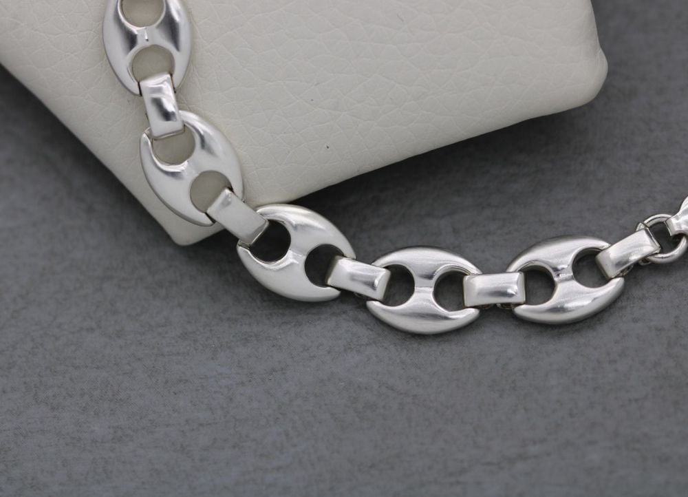 Sterling silver oval linked bracelet