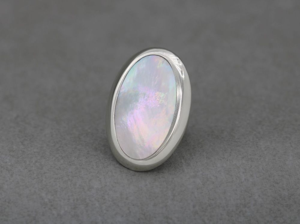 REFURBISHED Long oval sterling silver & mother of pearl ring (J)