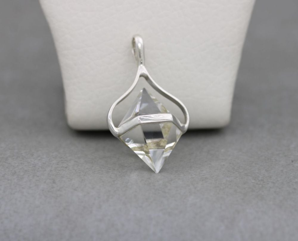 Sterling silver & pointed crystal pendant