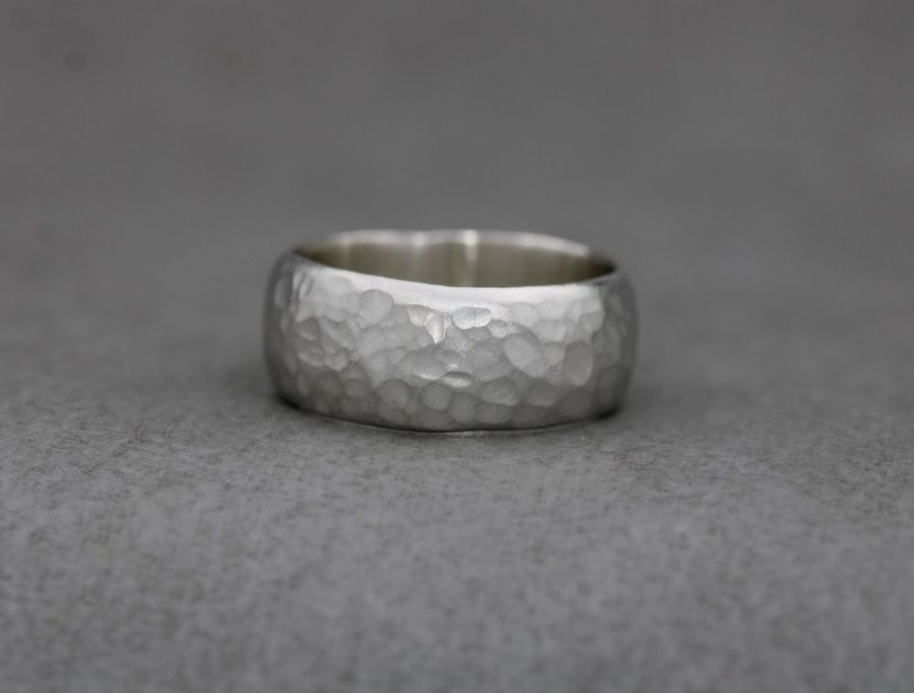Sterling silver 'D' profile ring with hammered texture & satin finish